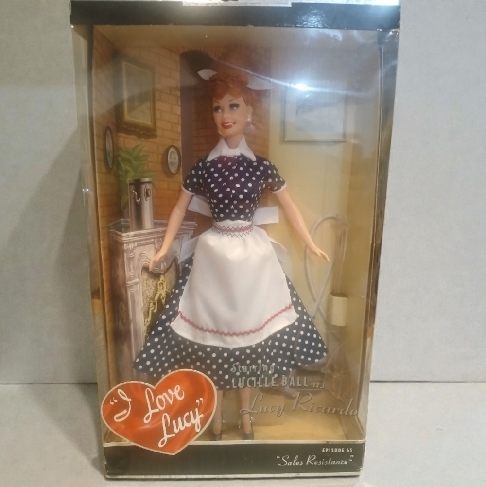 Mattel Collector Edition I Love Lucy Barbie doll "Episode 45  Sales Resistance"